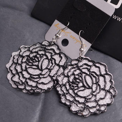Palace Exaggerated Retro Hollow Flower Earrings Round Frosted Star Earrings of the Same Style