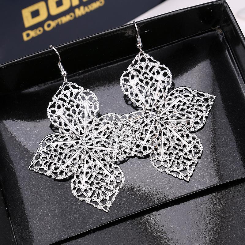 Direct Supply Fashionable Simple Mori Hollow Big Maple Leaf Earrings Earrings