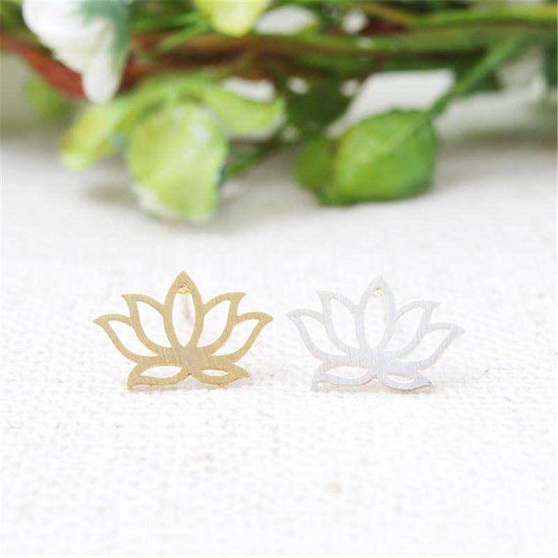 Jewelry Simple Fashion Hollow Lotus Flower Stud Earrings Ladies Cute Earrings