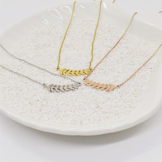 Simple Fashion Leaf Necklace Female Leaf Branch Clavicle Chain