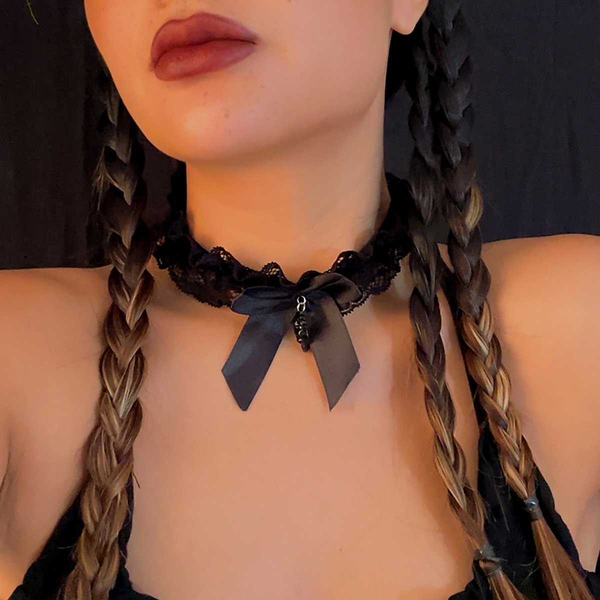 Jewelry Sweet Cool Hollow Fabric Necklace Necklace Women's Dark Lace Bow Skull Necklace