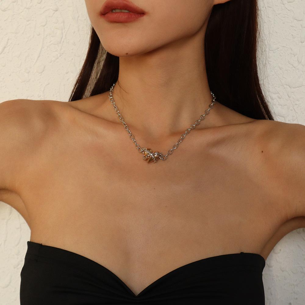 N942 Jewelry Simple Temperament Heart Necklace Metal Texture Resin Fashion Necklace