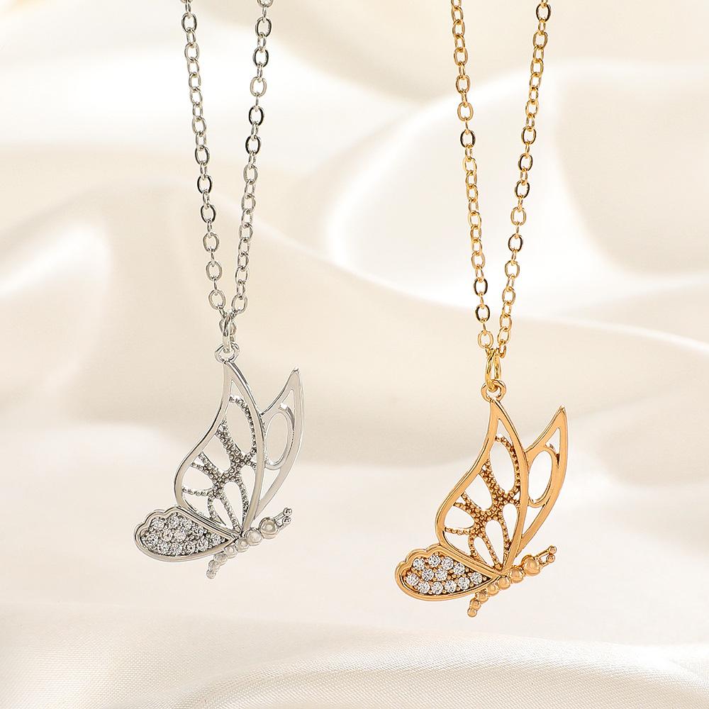 Ins hollow butterfly necklace female retro fashion temperament diamond-studded butterfly collarbone chain butterfly dancing necklace