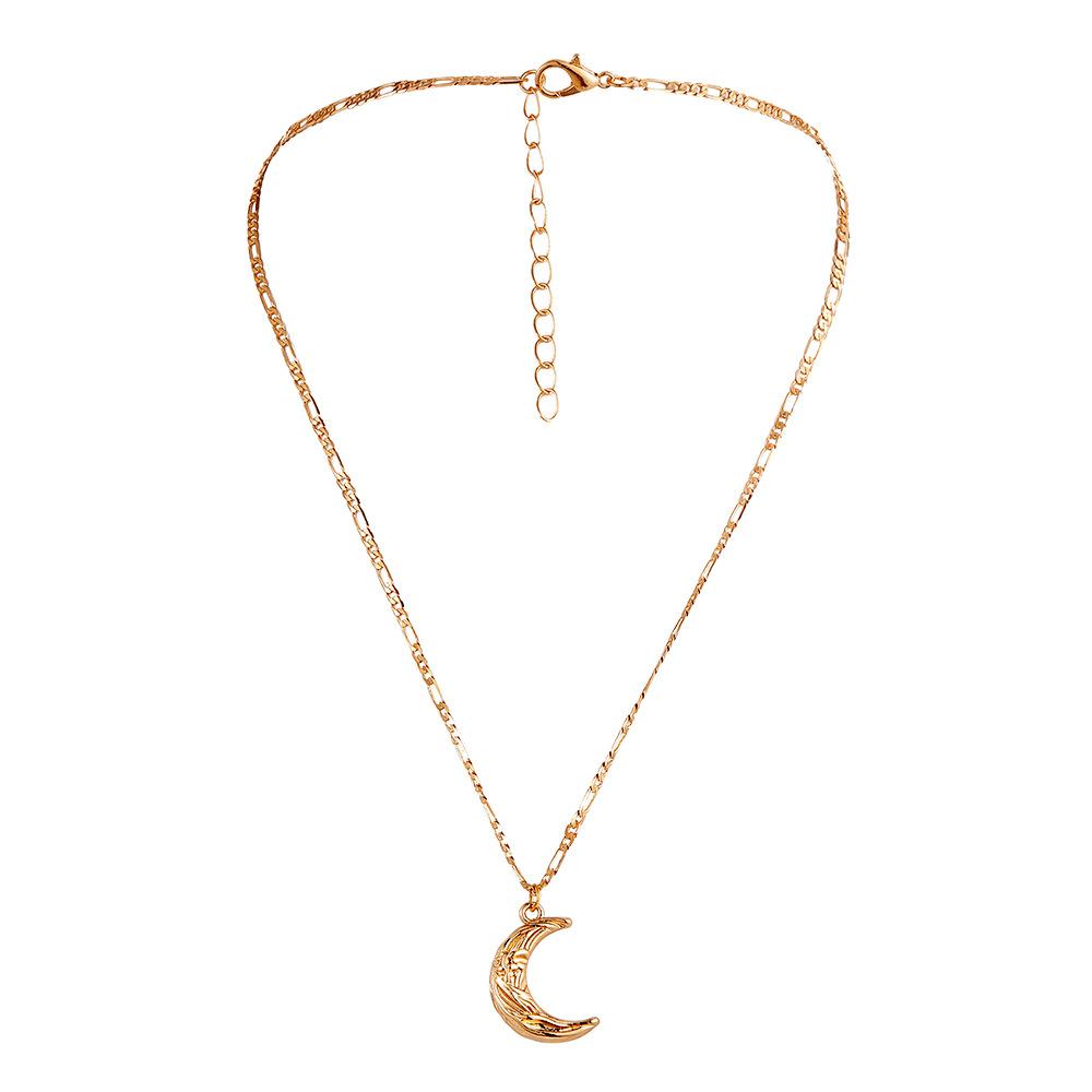 Fashion personality design sense niche metal 3D three-dimensional moon pendant necklace crescent moon necklace clavicle chain female