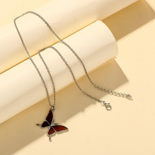 Personality, trend, creative, temperature-changing butterfly necklace, fashionable, simple, elegant, high-end, necklace for women