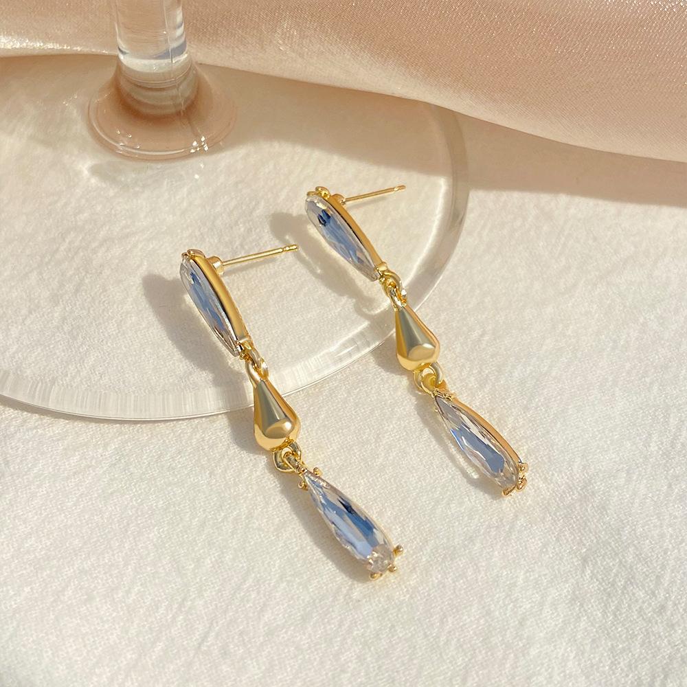 Ins super flash zircon water drop earrings women's French light luxury long tassel earrings temperament Internet celebrity earrings trend