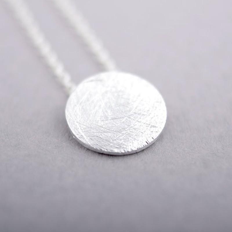 Popular jewelry exquisite round cake brushed plated clavicle chain supply