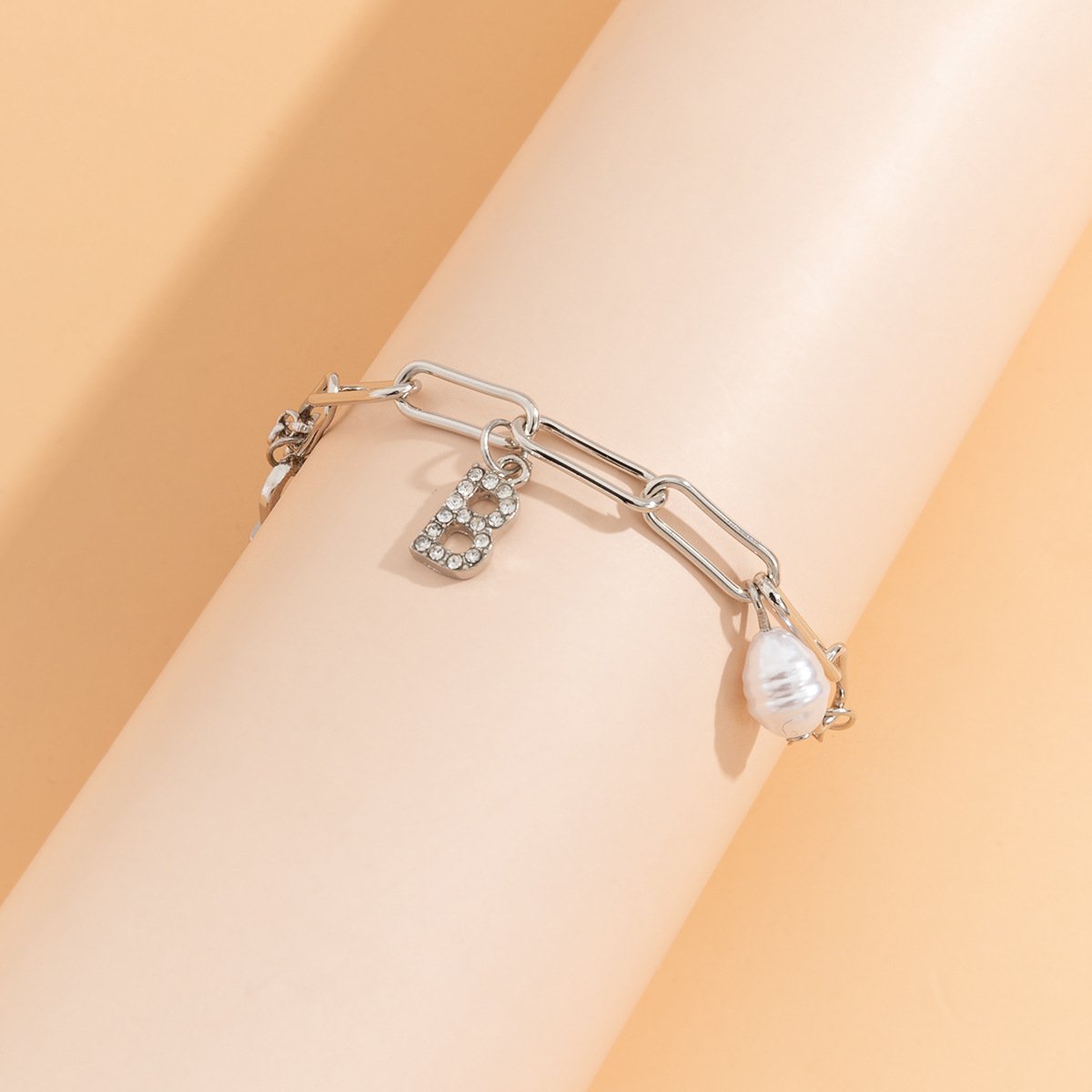 Jewelry cold diamond letter lock pendant necklace niche Baroque pearl necklace female