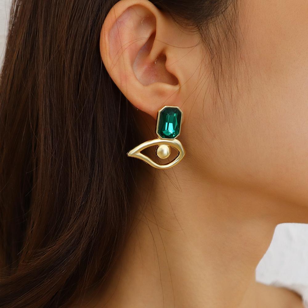E1289 Simple Earrings Female Alloy Funny Eyes Rhinestone Earrings Geometric French Creative Earrings
