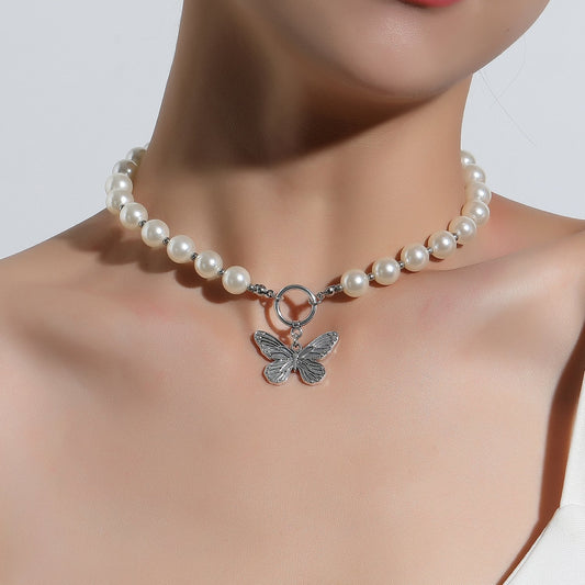 Jewelry Short Retro Metal Butterfly Pendant Necklace Female Fashion Personality Popular Pearl Necklace