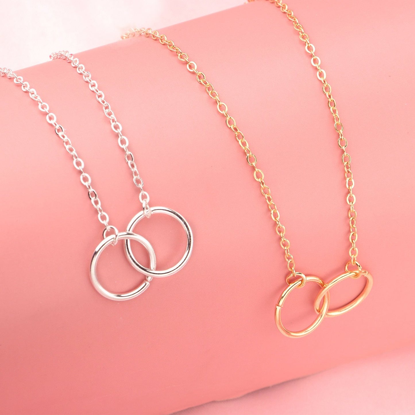 Women's Alloy Copper Circle Pendant Clavicle Chain Fashion Double Circle Accessories Necklace Jewelry