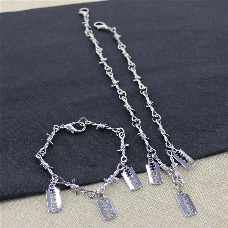 INS thorn necklace cold texture thorn hip-hop punk couple necklace personality blade necklace