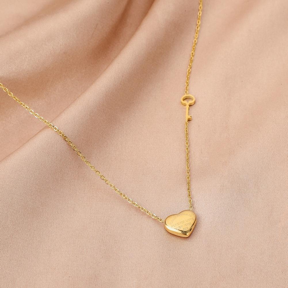 Stainless Steel Gold Plated Love Padlock Necklace Temperament Simple Small Fresh Titanium Steel Clavicle Chain