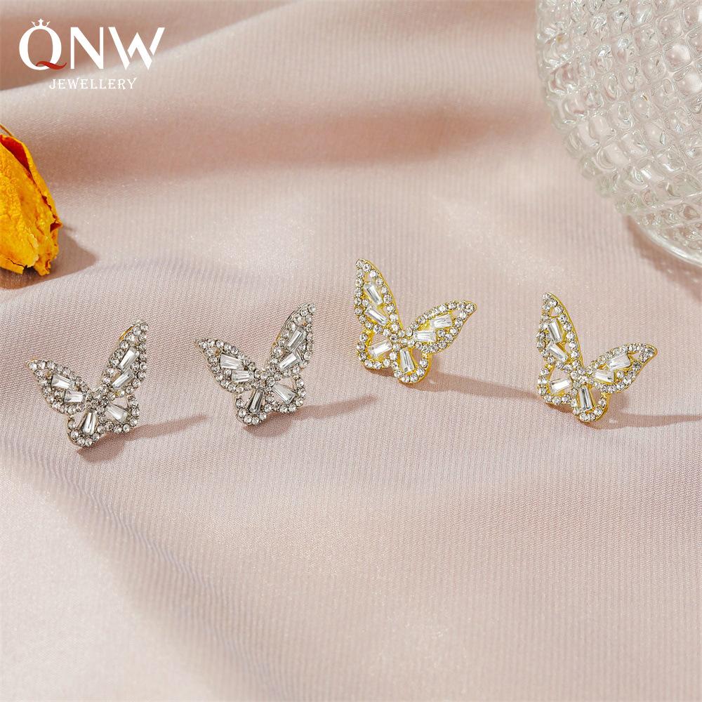 Classic Earrings Temperament Simple Zircon Butterfly Stud Earrings Female Gentle Lady Crystal Earrings