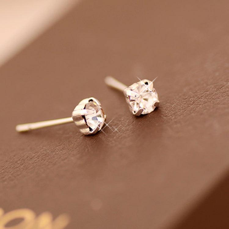 Jewelry Flash Diamond Alloy Earrings Claw Diamond Crystal Gemstone Earrings Lulu Earrings