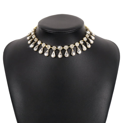 N1682 Retro Palace Temperament Light Luxury Necklace Women's Water Drop Diamond Claw Chain Simple Fragrance Necklace