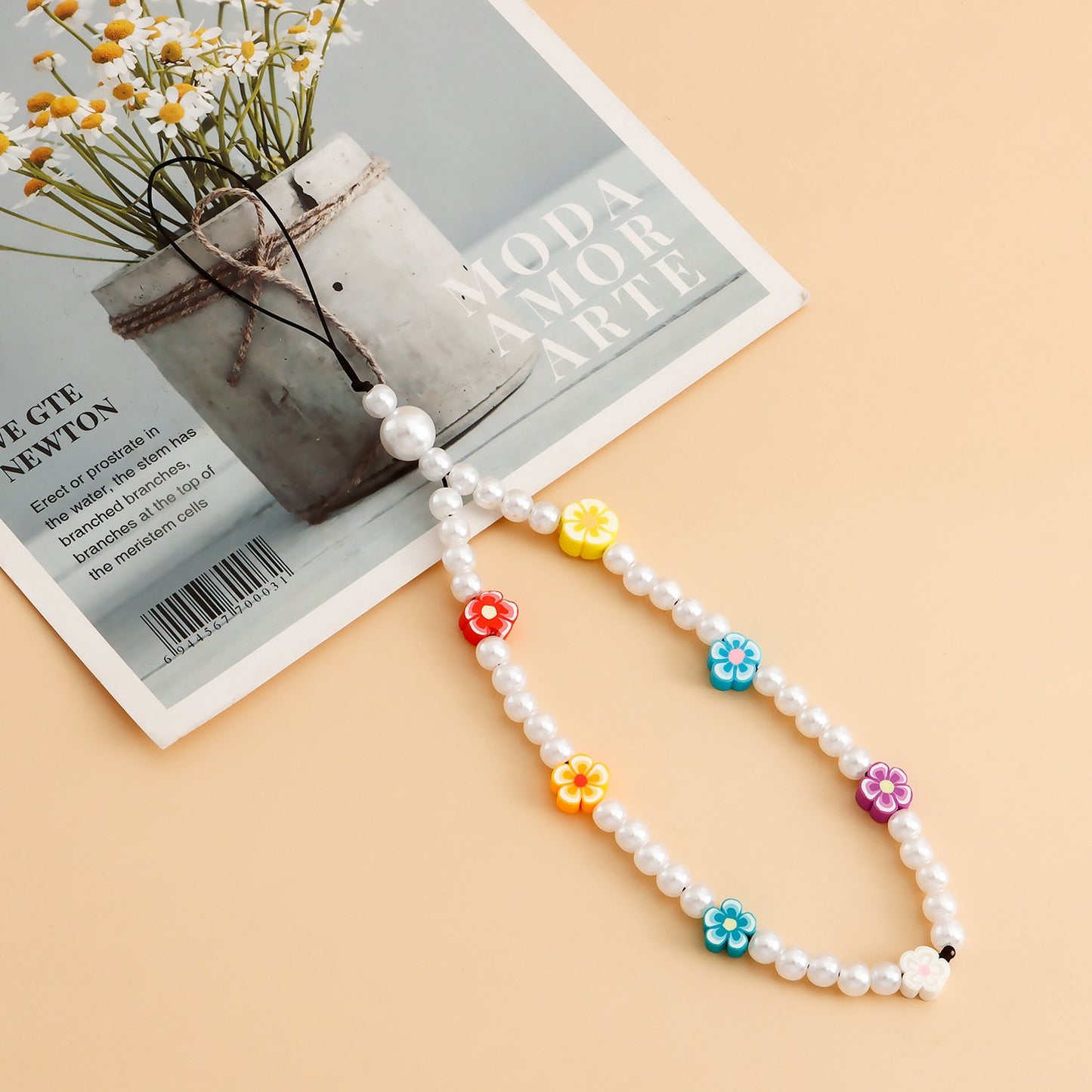 Simple flower color contrast bag lanyard accessories pastoral acrylic pearl beaded mobile phone chain lanyard