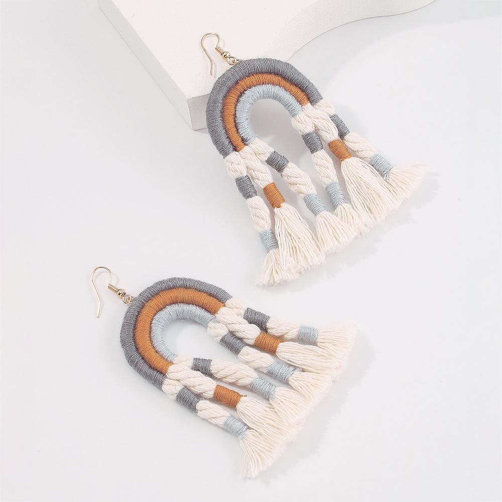 E991 Fashion Tassel Earrings Handwoven Personality Stud Earrings Bohemian Ethnic Rainbow Earrings