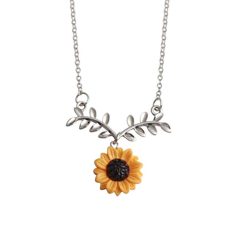 Sunflower leaves flower pendant collarbone chain necklace earrings set branches three-piece set