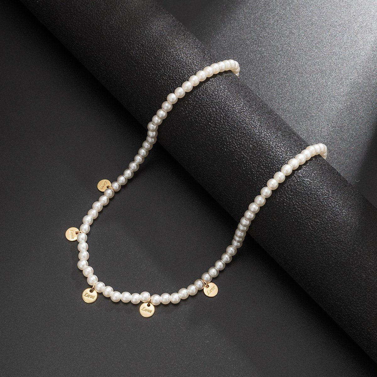 Jewelry Retro Cold Pearl Clavicle Necklace Temperament Simple Metal Letter Tag Necklace