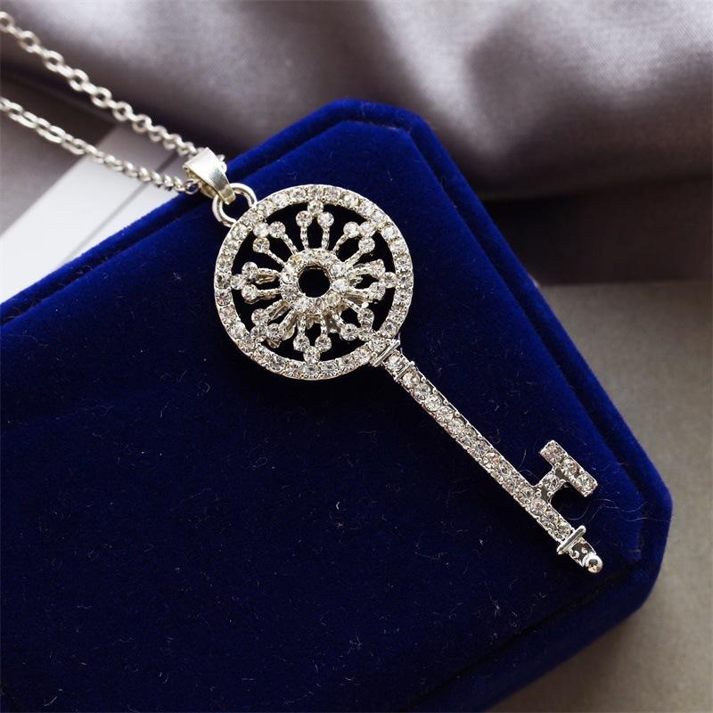 Autumn and winter diamond wreath key necklace women's long chain fashion sweater chain