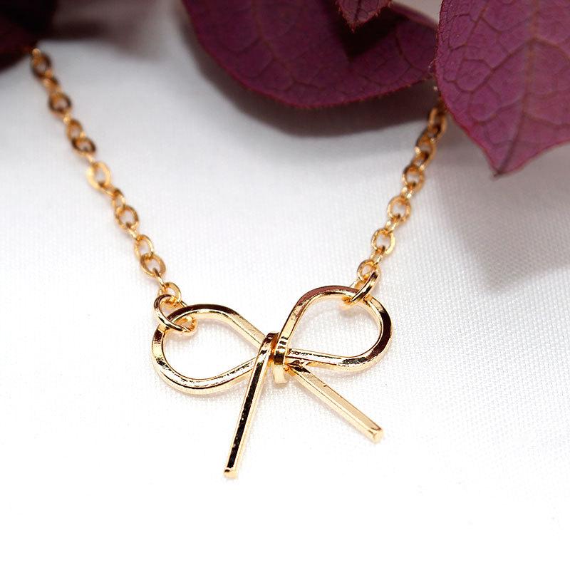 Simple White Tower Style Exquisite Bowknot Pendant Ladies Necklace