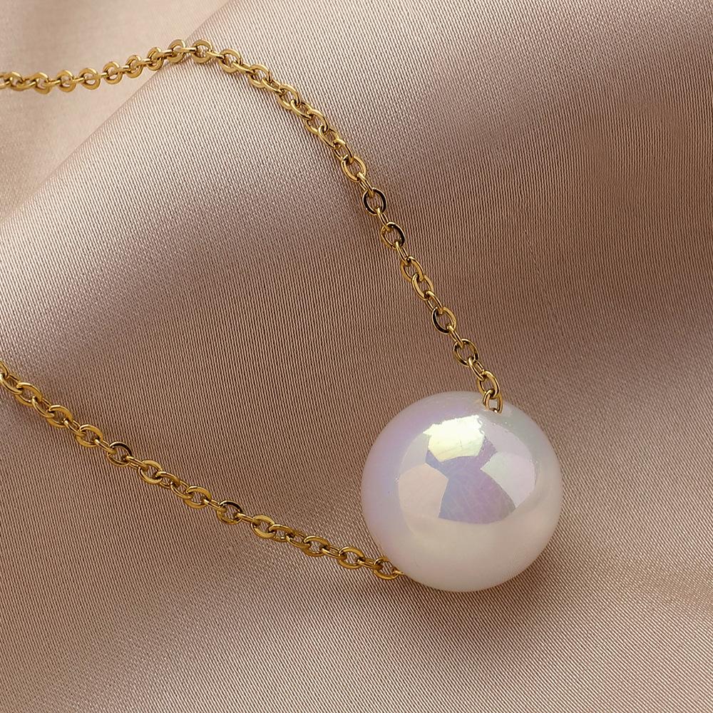Simple colorful mermaid pearl stainless steel necklace women's light luxury snake bone chain titanium steel collarbone chain necklace