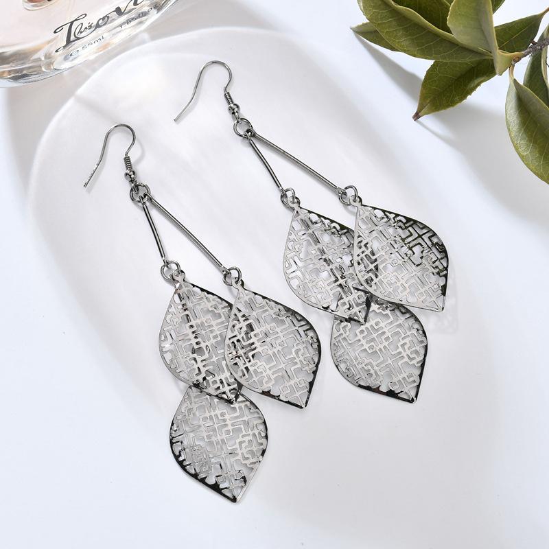 Jewelry Punk Earrings Fashion Hollow Leaf Earrings Temperament Personality Earrings