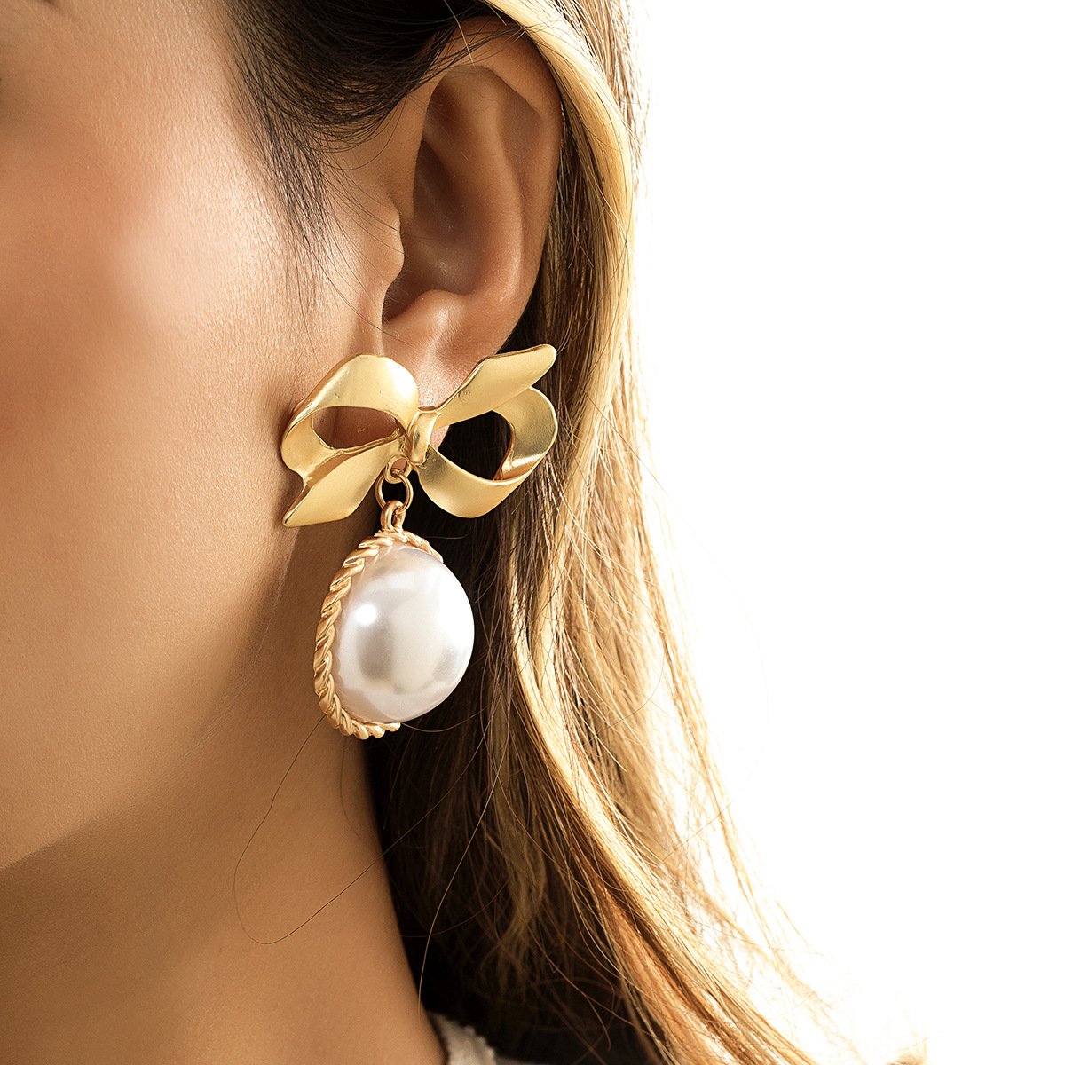 Jewelry baroque micro-inlaid pearl temperament earrings female retro bow lace simple earrings