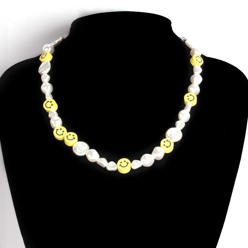 Jewelry Retro Baroque Pearl Clavicle Necklace Personality Simple Trendy Women Soft Pottery Smiley Necklace