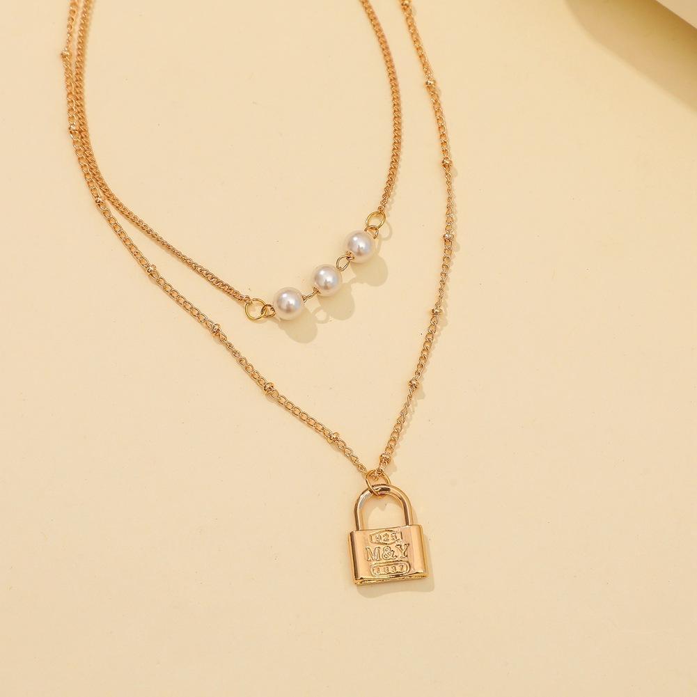 Dongdaemun Simple and Versatile Temperament Pearl Necklace Personality Metal Lock Pendant Fashion Niche Double Layer Necklace