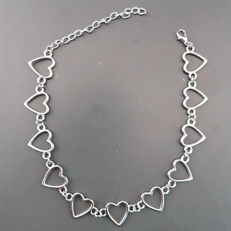 Jewelry Geometric Creative Necklace Female Simple Heart Shaped Hollow Chain Necklace Clavicle Chain Female
