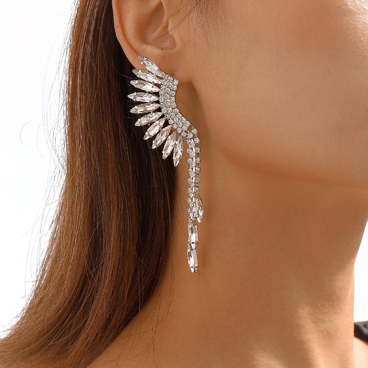 E1183 Niche tassel rhinestone temperament earrings personality claw chain cold dinner party earrings women