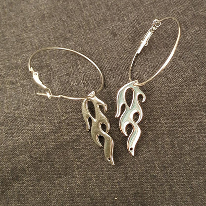 Fashion atmosphere ladies flame earrings alloy white K