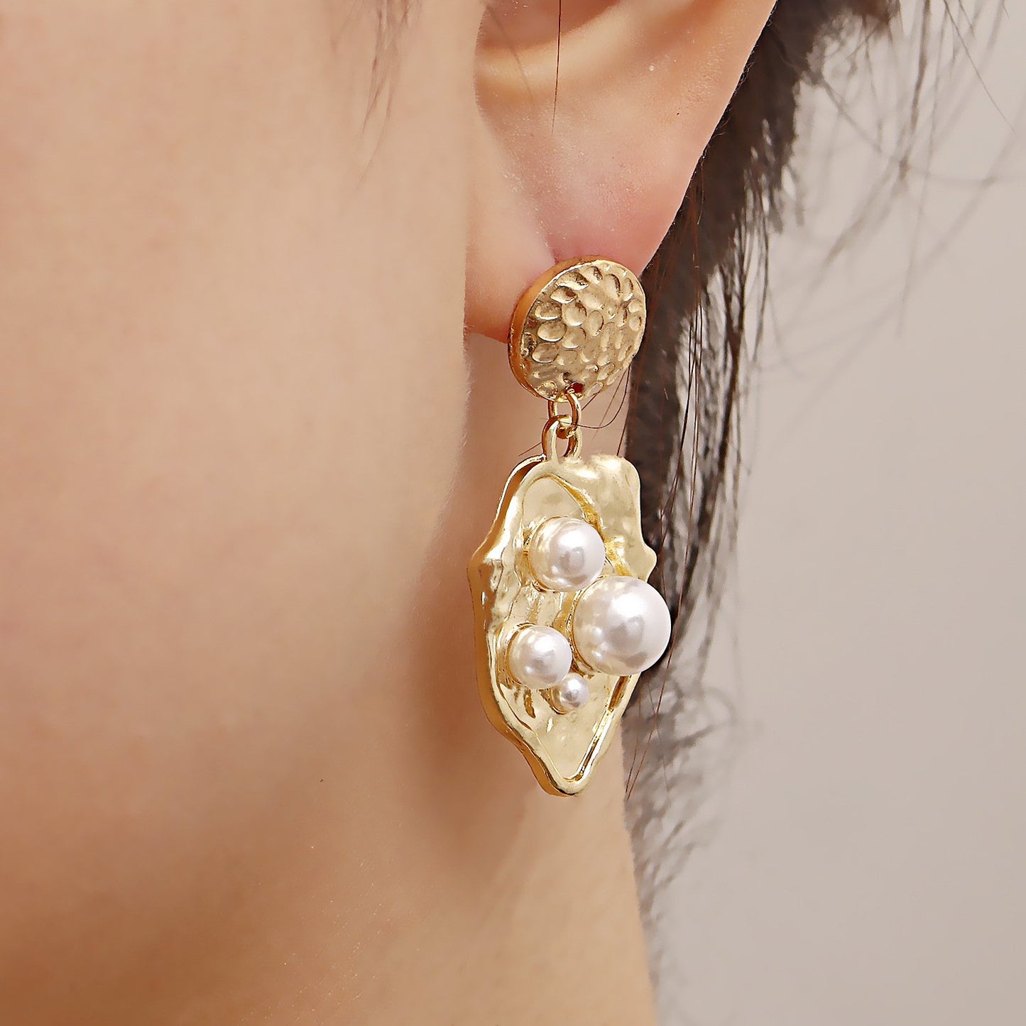 Jewelry golden fold petals inlaid pearl shell pendant earrings women's high sense earrings accessories