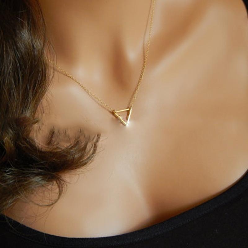 Jewelry Simple Metal Hollow Triangle Short Necklace