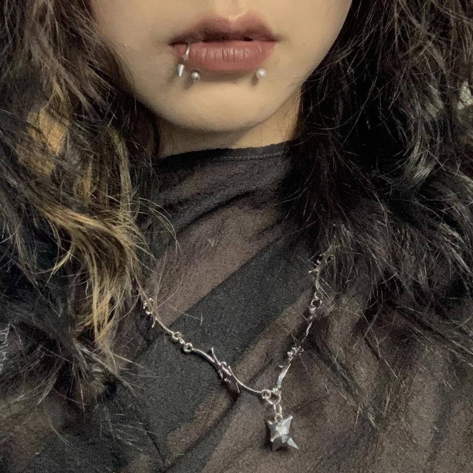 Jewelry ins creative thorns iron thorn flame clavicle chain necklace hip-hop sweater necklace