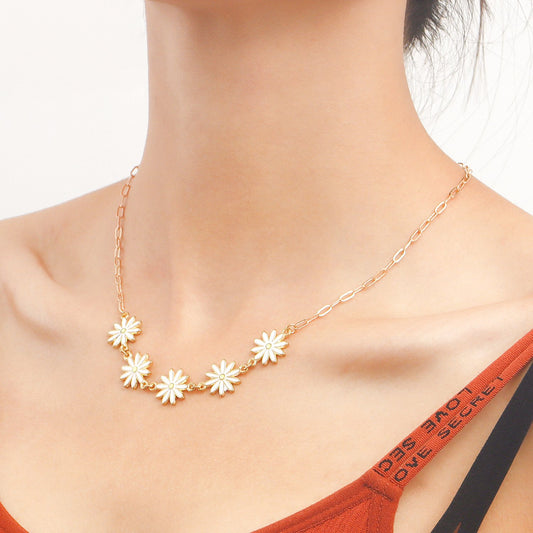 Jewelry Retro Simple Ethnic Color Daisy Necklace Trendy Hip Hop Metal Necklace Female