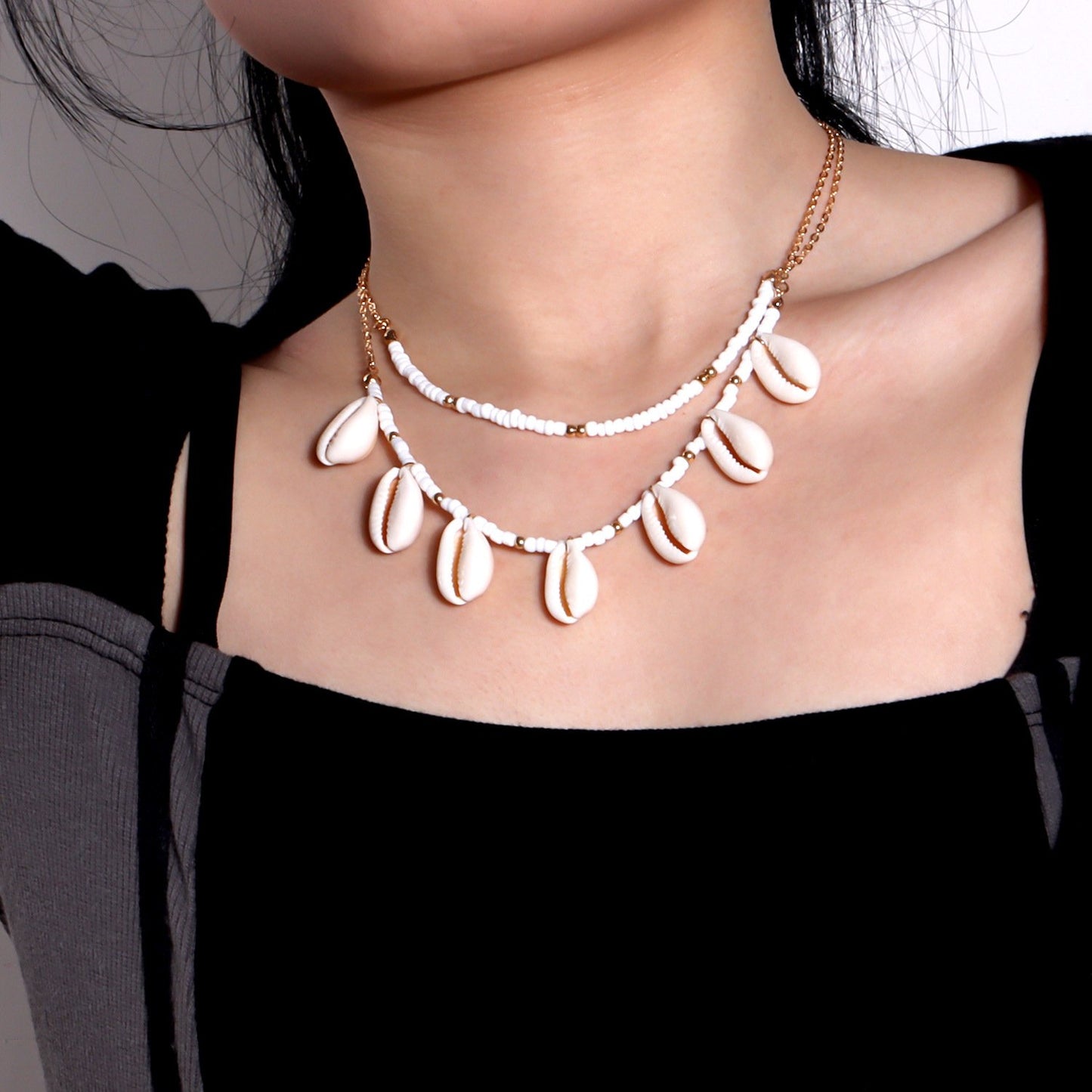 Jewelry exaggerated natural shell pendant necklace femininity multi-layer rice beads handmade chain necklace