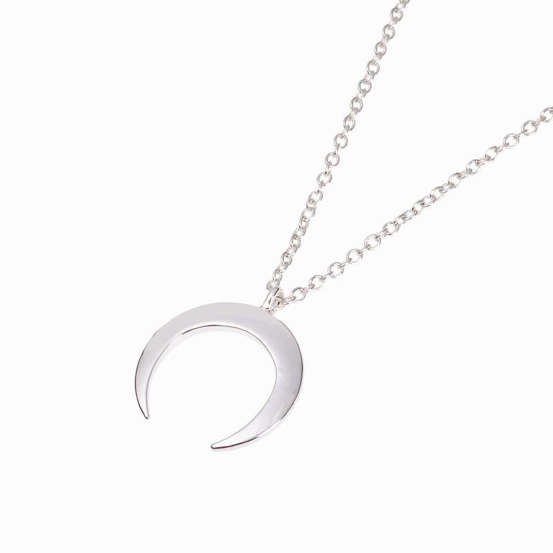 Jewelry Moon Necklace Women's Clavicle Chain Electroplated Gold Silver Crescent Pendant