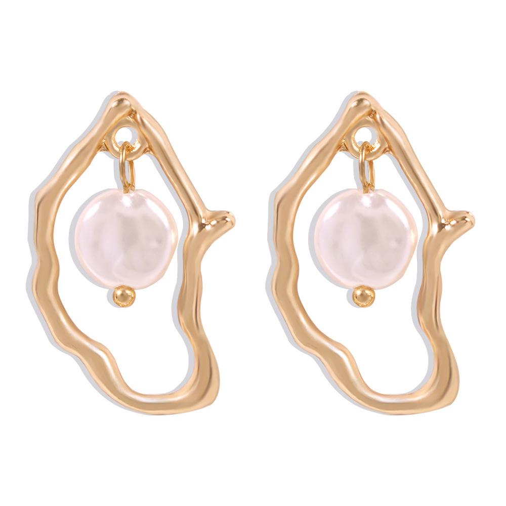 E8368 fashion style niche irregular pearl earrings earrings feminine elegant earrings fashion