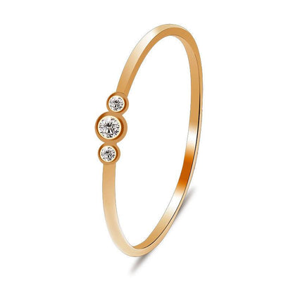 Elegant and simple inlaid three diamond copper zircon knuckle ring jewelry