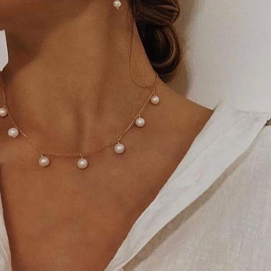 Retro Fashion Pearl Necklace Personality Short Choker Clavicle Chain Accessories