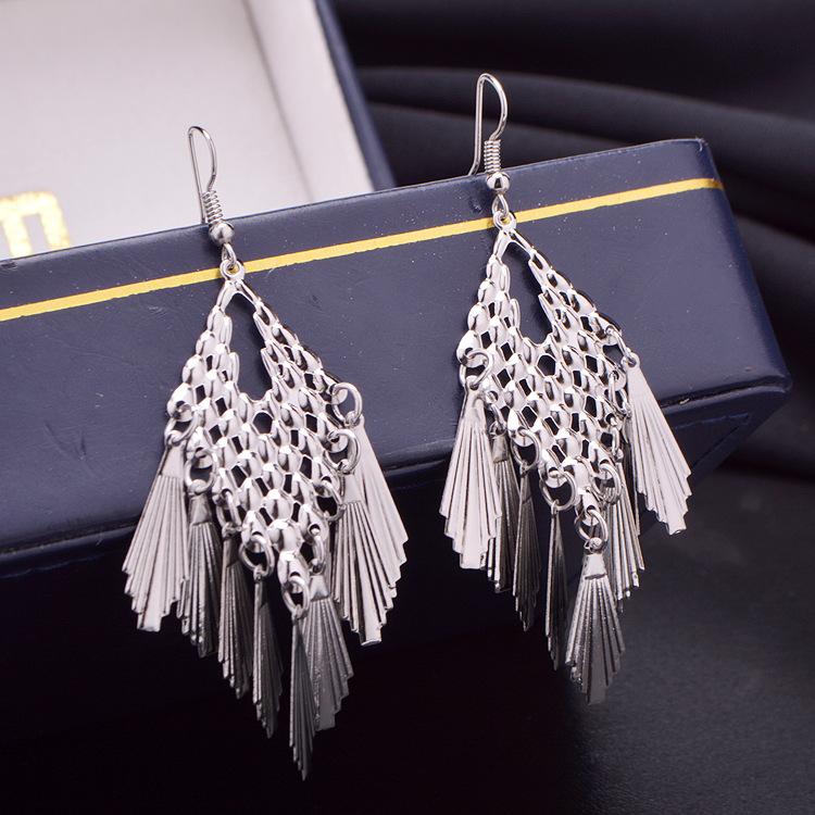 Fashion Versatile Earrings Retro Baroque Frosted Indian Earrings