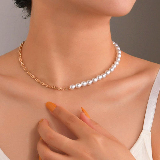 Fashion Asymmetric Twist Chain Clavicle Chain Necklace Shaped Imitation Pearl Necklace Accessories