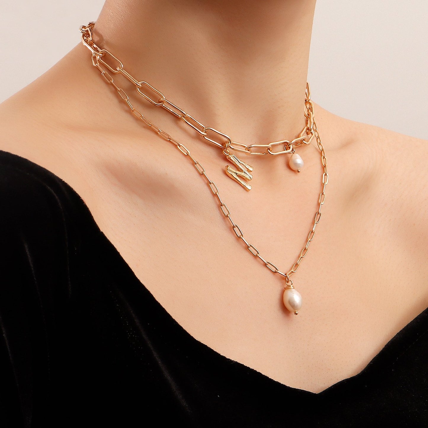 Jewelry punk double imitation pearl letter M pendant necklace female clavicle chain ins necklace