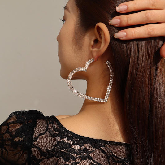 E1254 Fashion Full Diamond Earrings Exaggerated Personality Love Earrings Temperament Sweet Simple Earrings