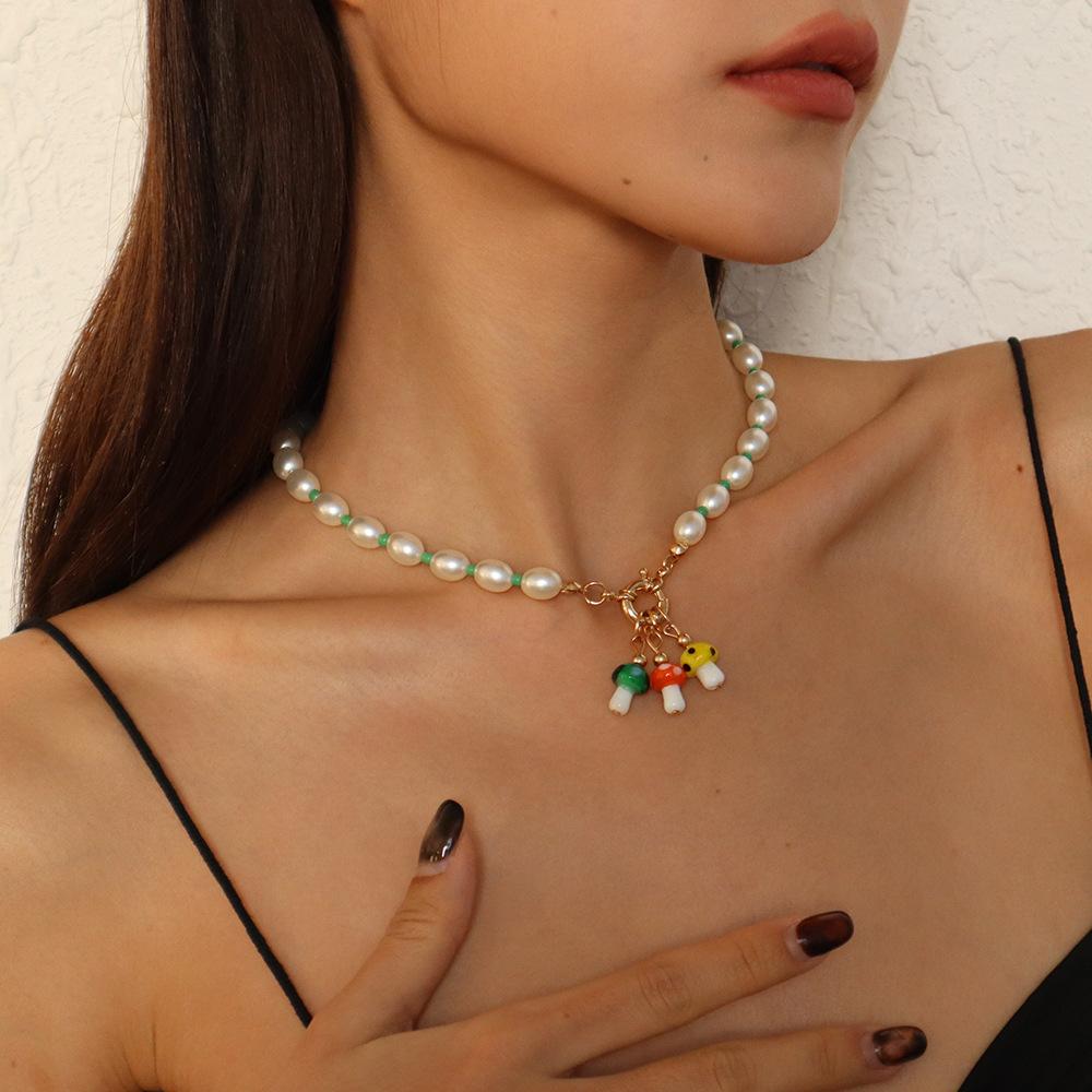 N9745 Jewelry Creative Resin Mushroom Small Fresh Necklace Bracelet Pearl Light Luxury Necklace Hand Jewelry