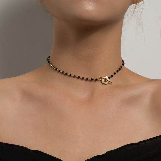 Jewelry Fashion Temperament Black Crystal Glass Bead Chain Simple OT Buckle Short Flower Necklace