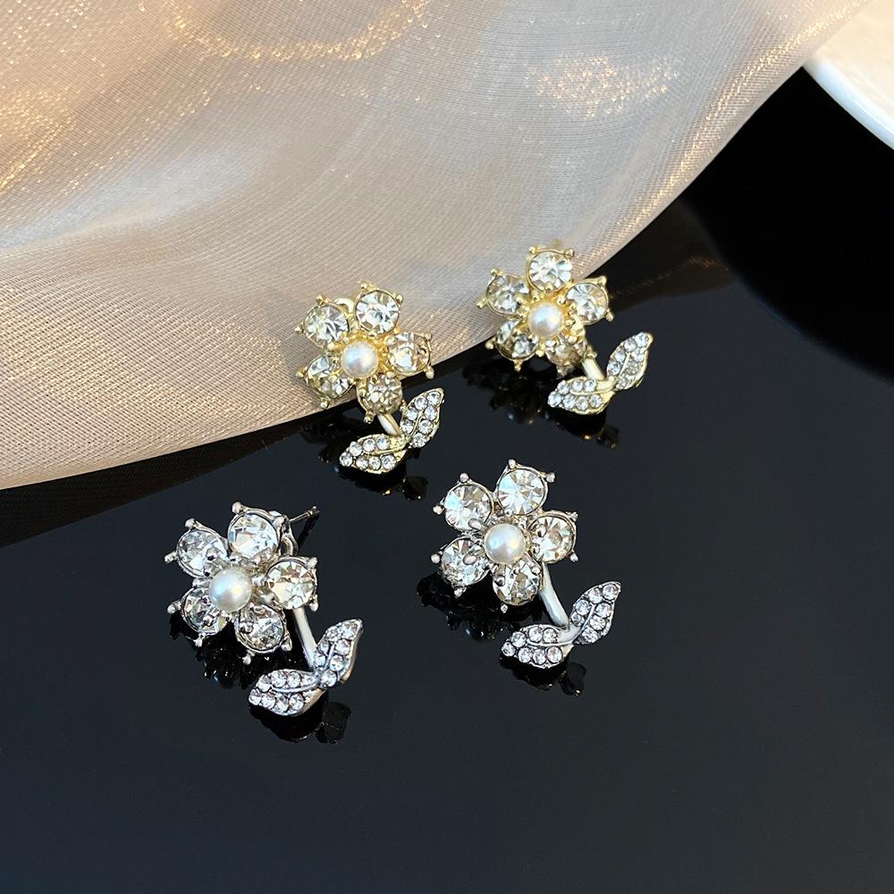 ins crystal flower earrings light luxury niche design micro-inlaid zircon earrings sweet and fresh petal earrings